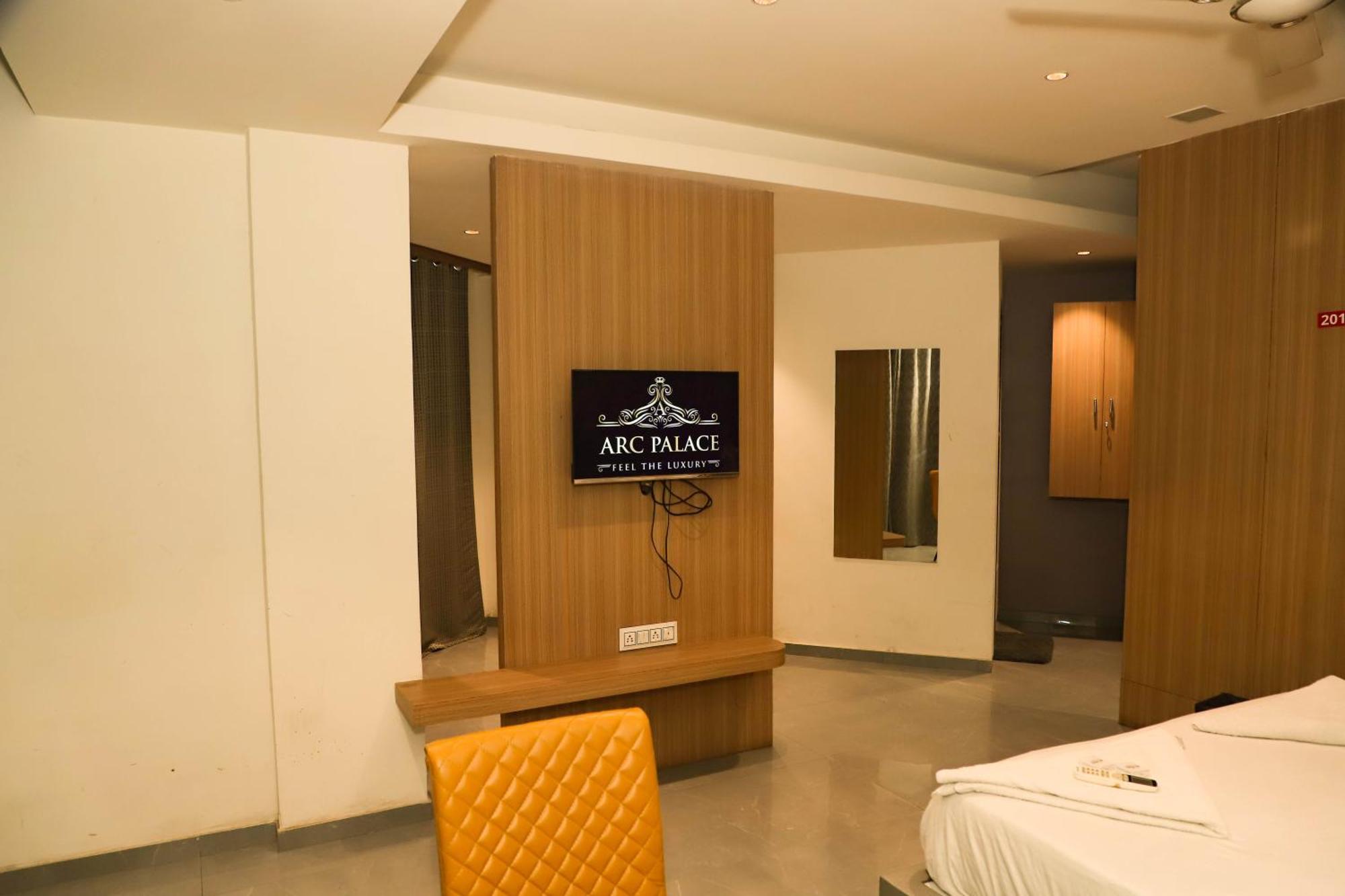 Hotel Arc Palace Bhiwandi Eksteriør bilde