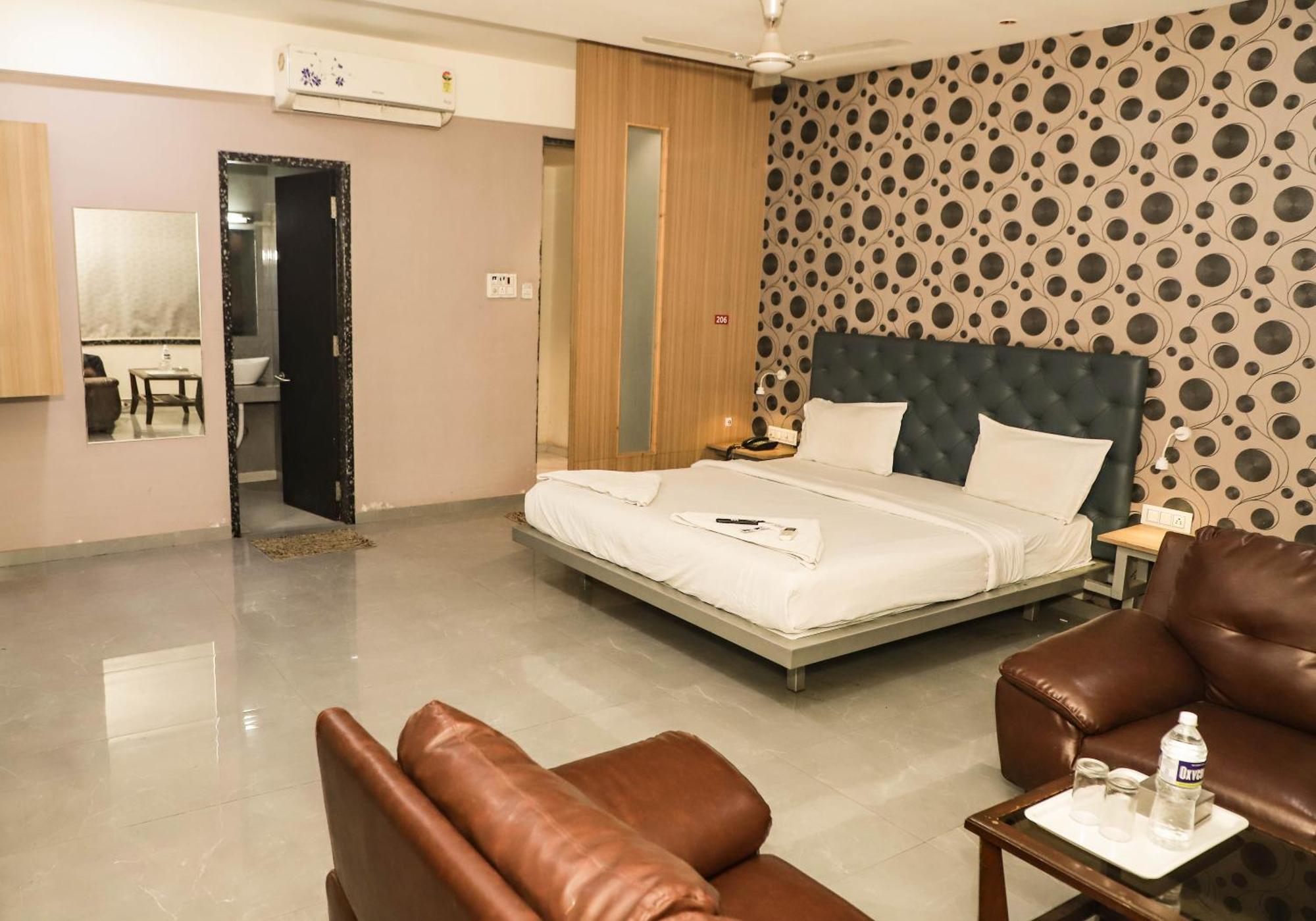 Hotel Arc Palace Bhiwandi Eksteriør bilde