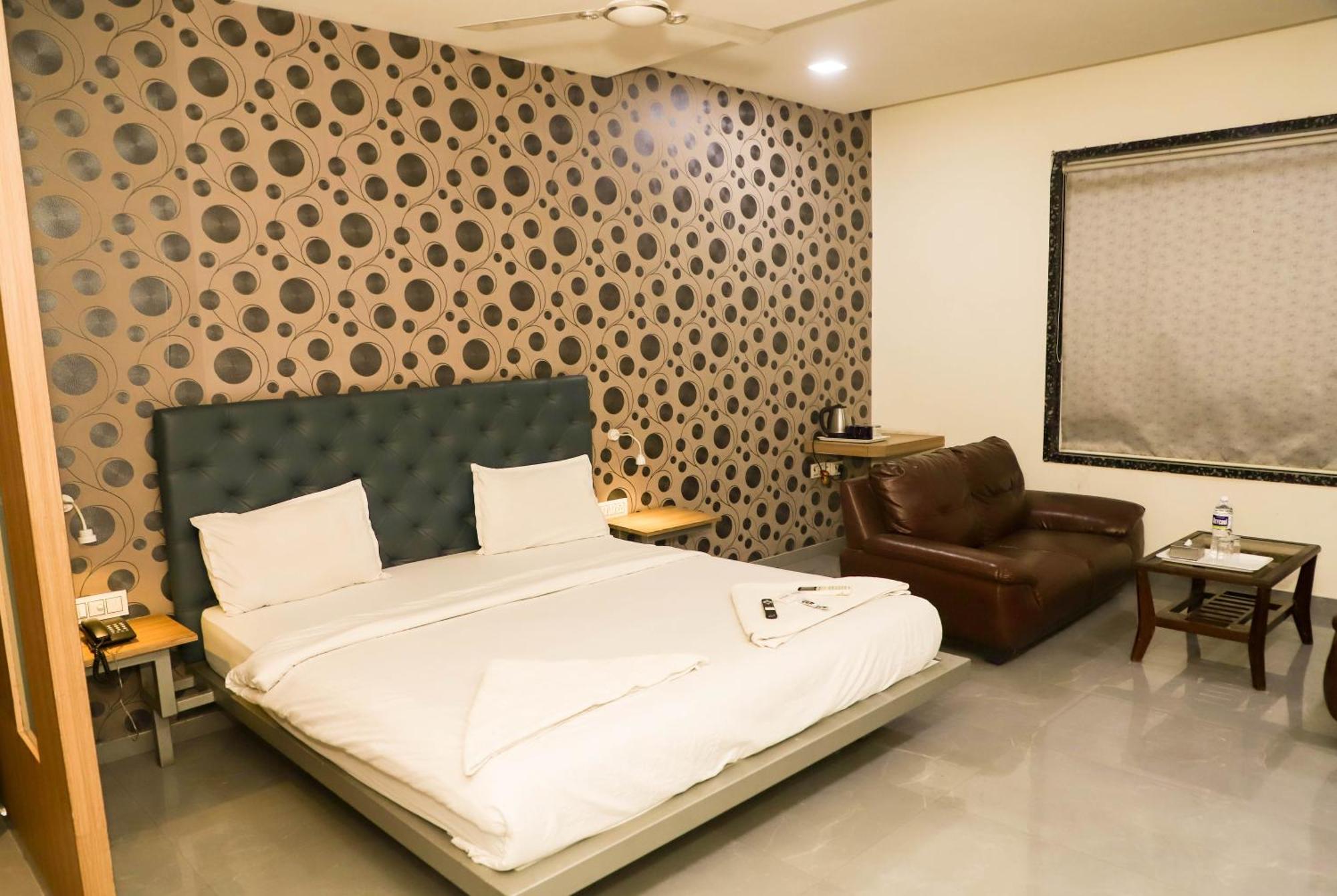 Hotel Arc Palace Bhiwandi Eksteriør bilde