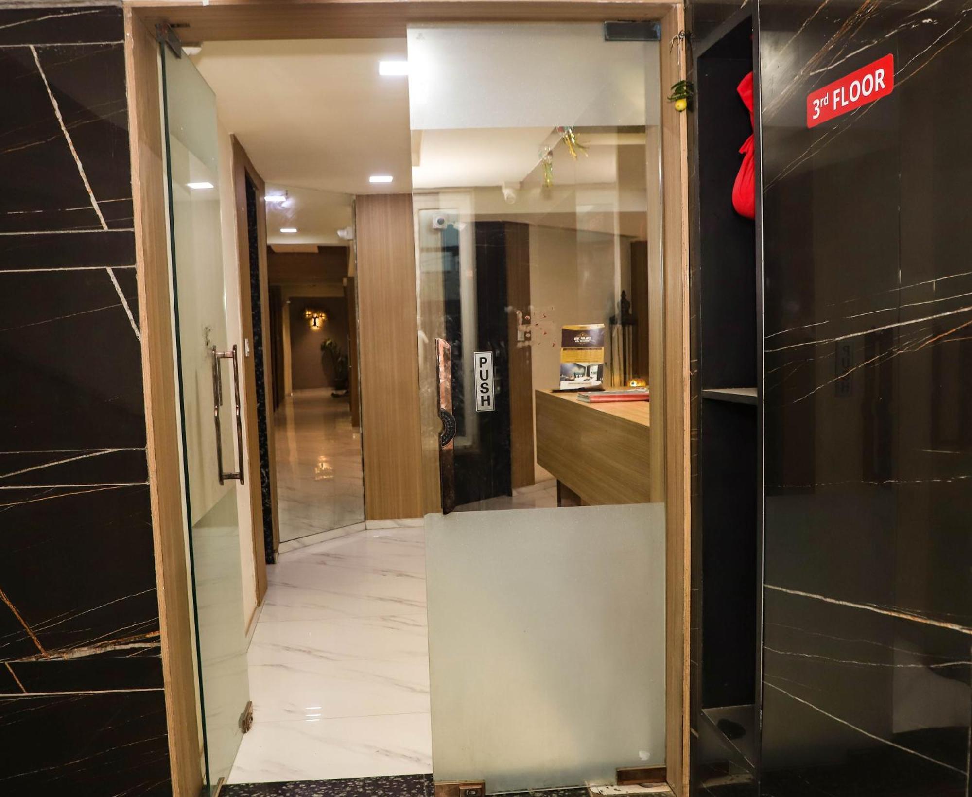 Hotel Arc Palace Bhiwandi Eksteriør bilde