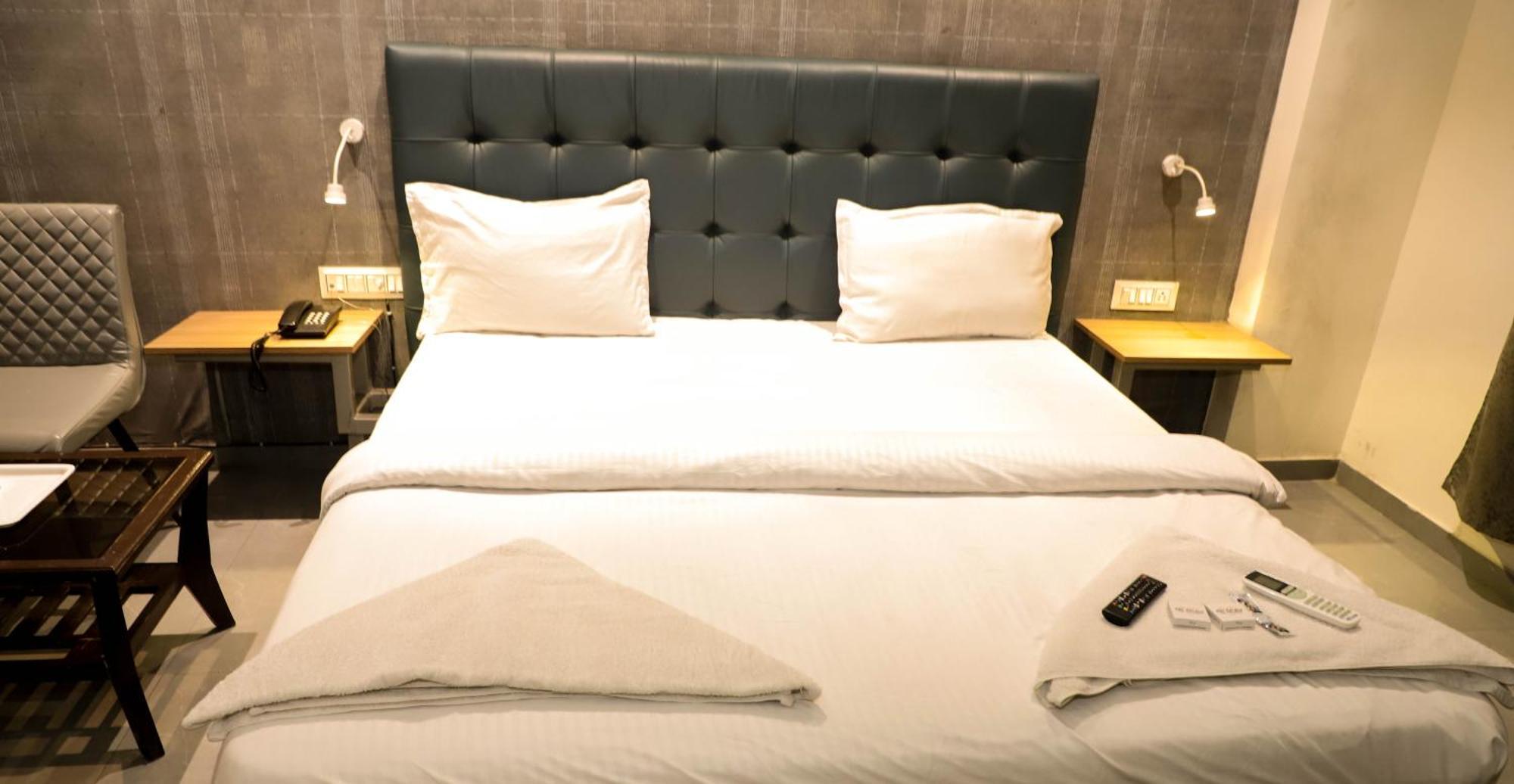 Hotel Arc Palace Bhiwandi Eksteriør bilde