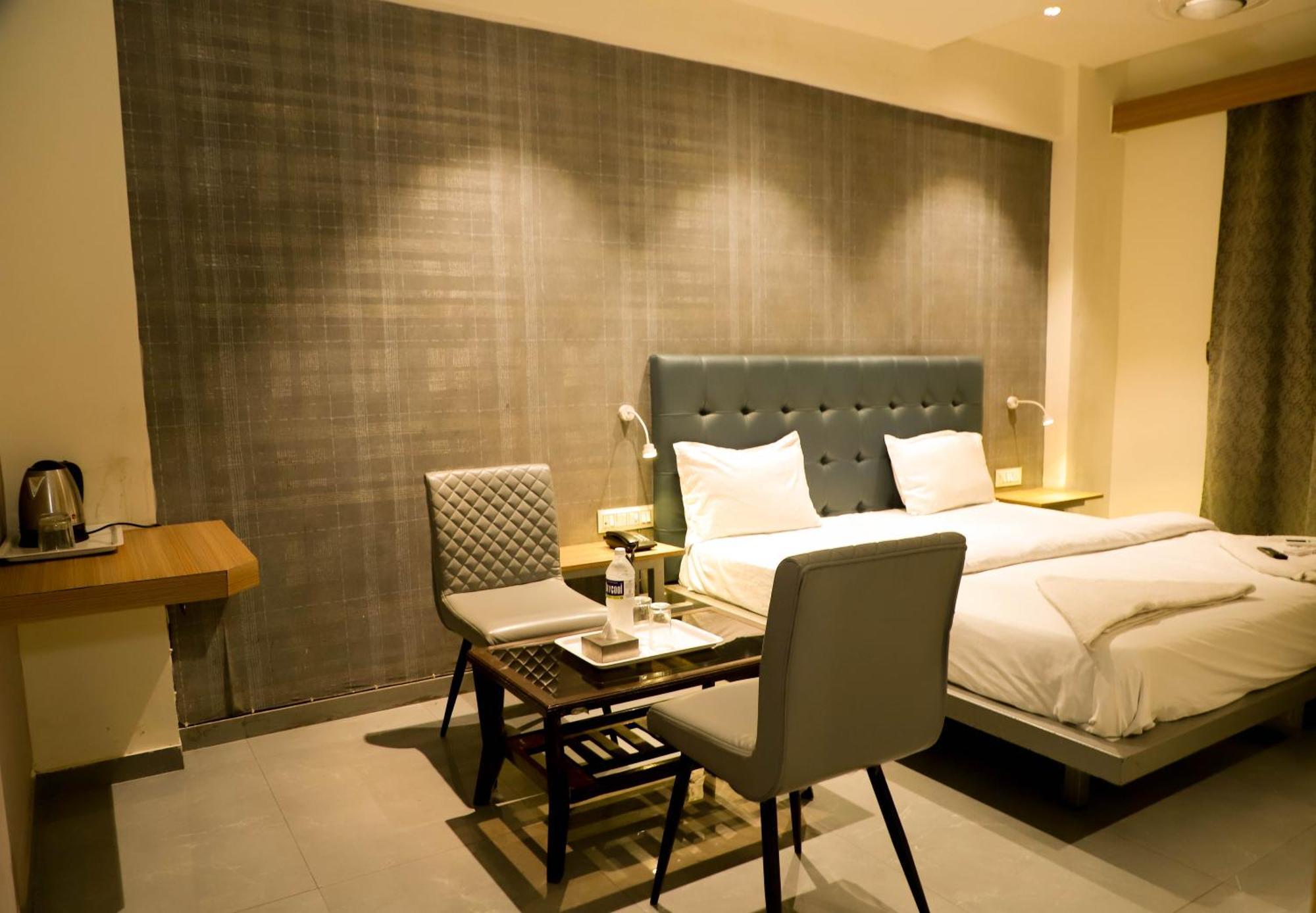 Hotel Arc Palace Bhiwandi Eksteriør bilde